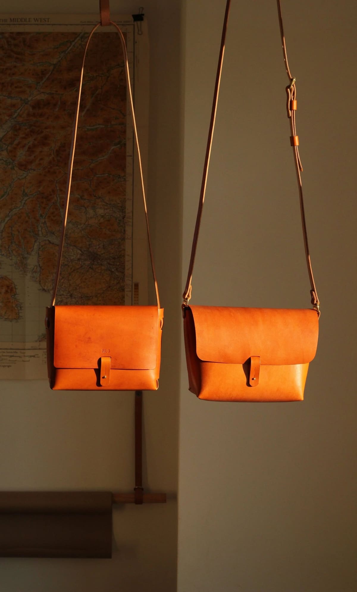 Product photo from Hyde Wares: Wallets, belts, straps; belt-making workshops